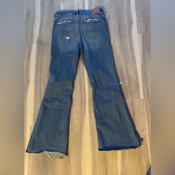 Jeans - Picture 2 of 3